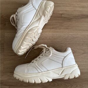 Chunky 90s style platform white sneakers